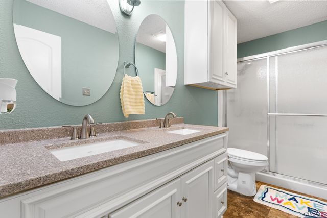 1203 Ashbourne Ln, Longview, TX 75605