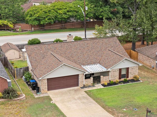 1203 Ashbourne Ln, Longview, TX 75605