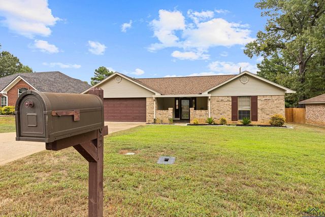 1203 Ashbourne Ln, Longview, TX 75605