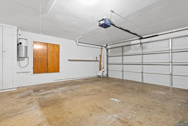1203 Ashbourne Ln, Longview, TX 75605