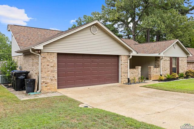 1203 Ashbourne Ln, Longview, TX 75605