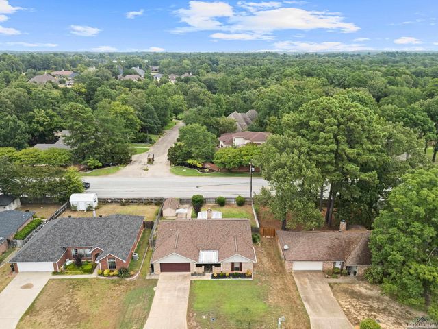 1203 Ashbourne Ln, Longview, TX 75605