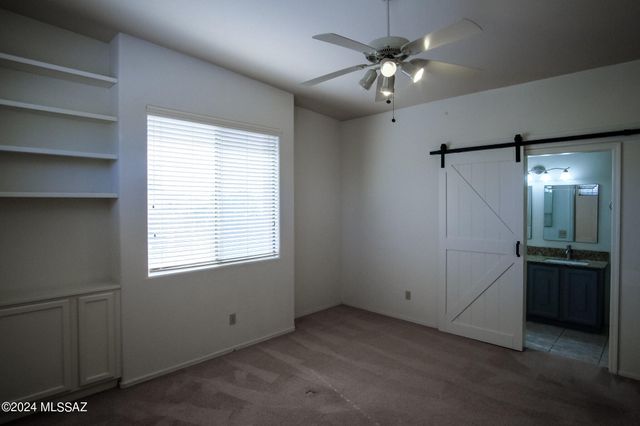 5237 E Calle Vista De Colores, Tucson, AZ 85711