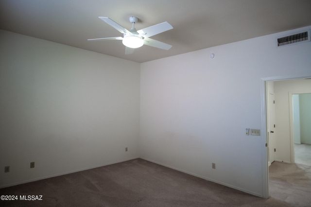 5237 E Calle Vista De Colores, Tucson, AZ 85711