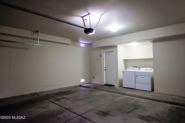 5237 E Calle Vista De Colores, Tucson, AZ 85711