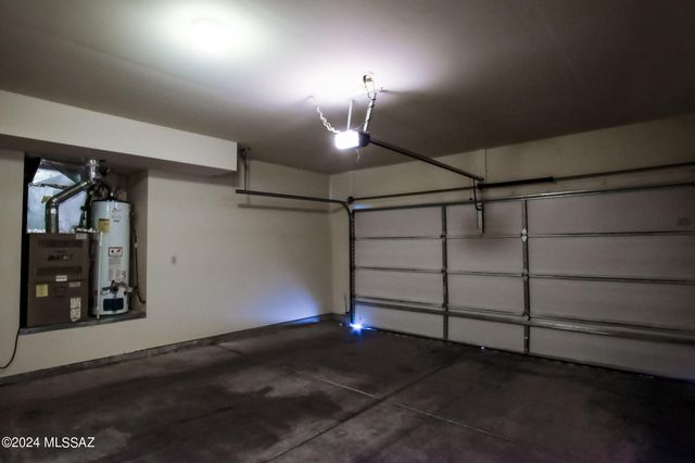 5237 E Calle Vista De Colores, Tucson, AZ 85711
