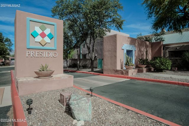 5237 E Calle Vista De Colores, Tucson, AZ 85711