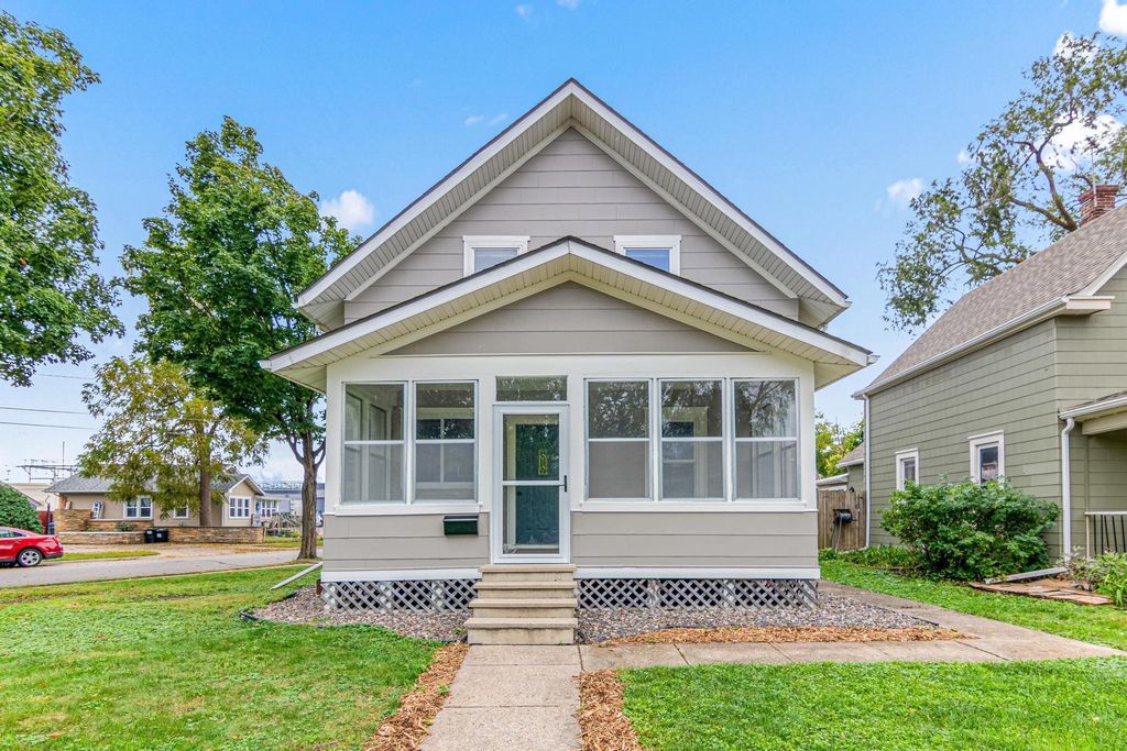 3860 Snelling Avenue, Minneapolis, MN 55406