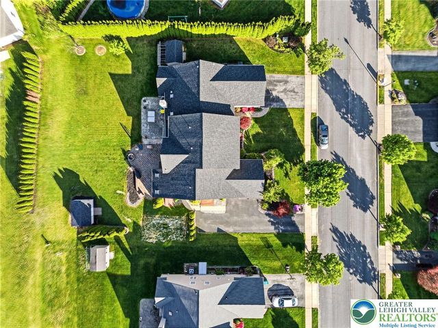 2066 Rolling Meadow Drive, Macungie Boro, PA 18062