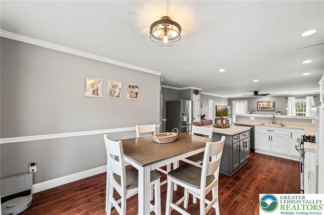 2066 Rolling Meadow Drive, Macungie Boro, PA 18062