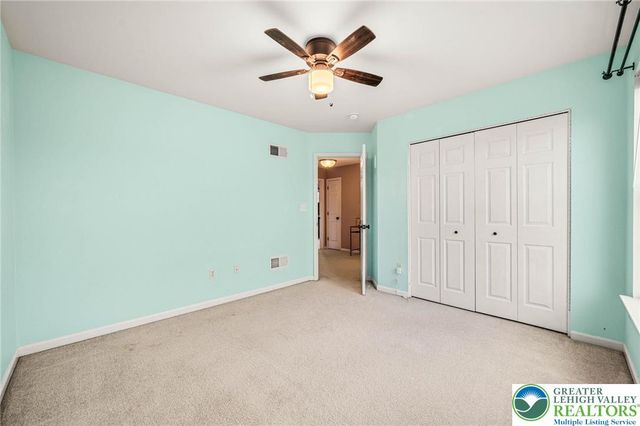 2066 Rolling Meadow Drive, Macungie Boro, PA 18062