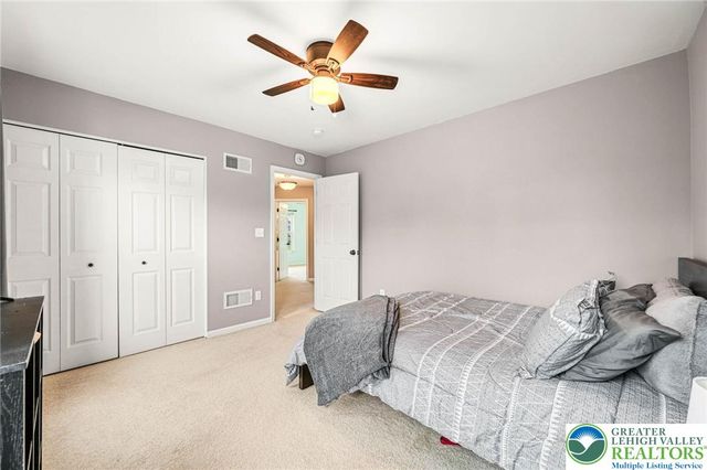 2066 Rolling Meadow Drive, Macungie Boro, PA 18062