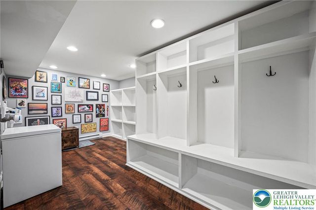 2066 Rolling Meadow Drive, Macungie Boro, PA 18062
