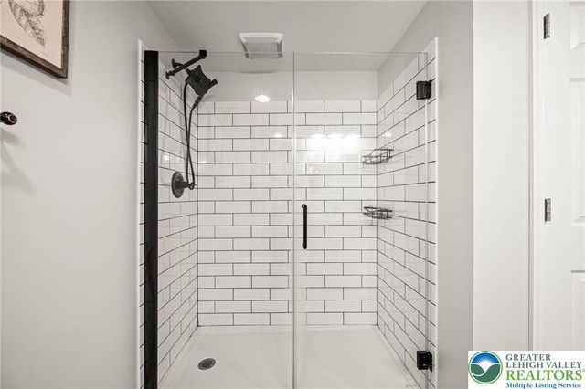 2066 Rolling Meadow Drive, Macungie Boro, PA 18062