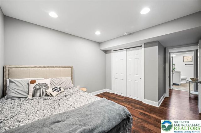 2066 Rolling Meadow Drive, Macungie Boro, PA 18062