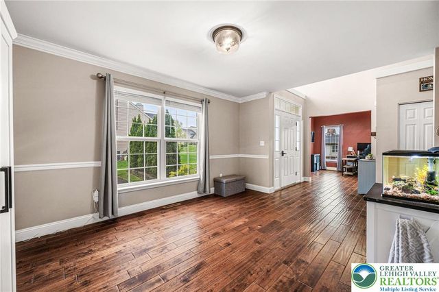 2066 Rolling Meadow Drive, Macungie Boro, PA 18062