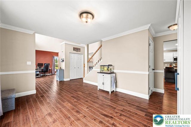 2066 Rolling Meadow Drive, Macungie Boro, PA 18062