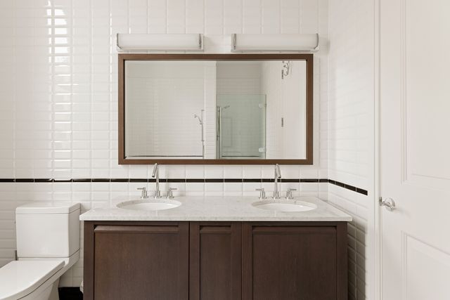655 6th Ave Apt 5B, New York City, NY 10010