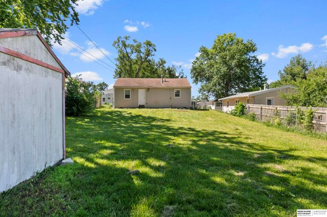 1030 Hartley Street, Lincoln, NE 68521