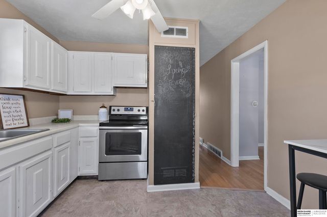 1030 Hartley Street, Lincoln, NE 68521