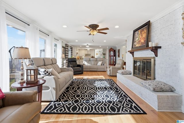 535 GRANDVIEW TRAIL, Warrior, AL 35180