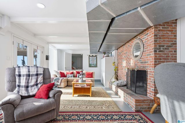 535 GRANDVIEW TRAIL, Warrior, AL 35180