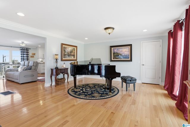 535 GRANDVIEW TRAIL, Warrior, AL 35180