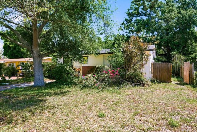 985 CEDARWOOD AVENUE, Dunedin, FL 34698