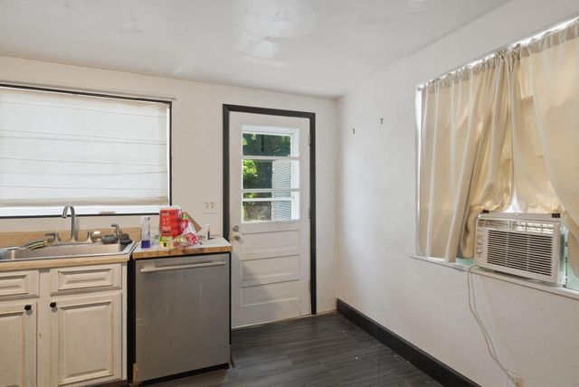 985 CEDARWOOD AVENUE, Dunedin, FL 34698