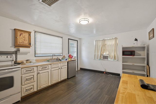 985 CEDARWOOD AVENUE, Dunedin, FL 34698