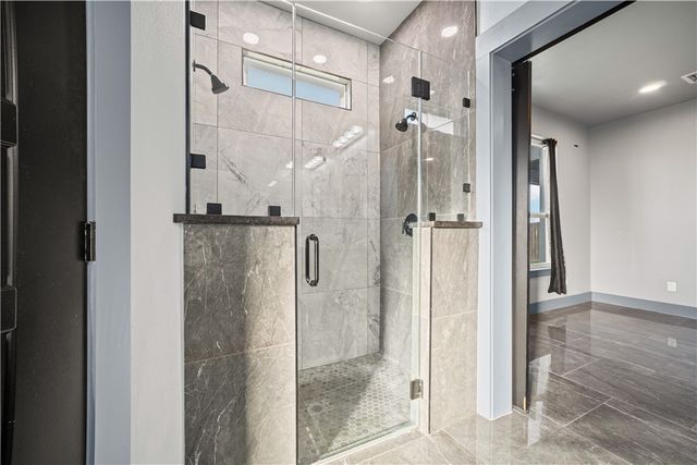 6718 Effat Dr, Corpus Christi, TX 78414