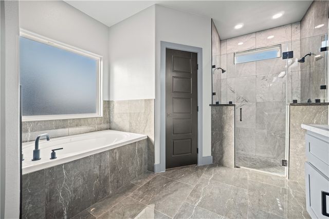 6718 Effat Dr, Corpus Christi, TX 78414