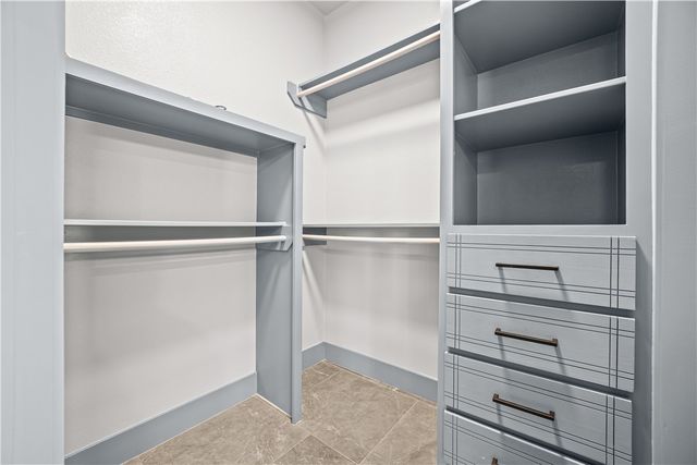 6718 Effat Dr, Corpus Christi, TX 78414