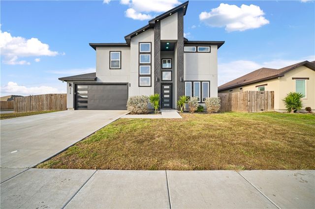 6718 Effat Dr, Corpus Christi, TX 78414