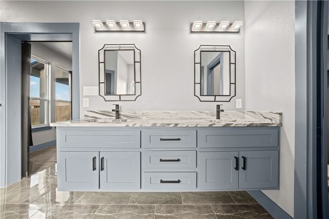 6718 Effat Dr, Corpus Christi, TX 78414