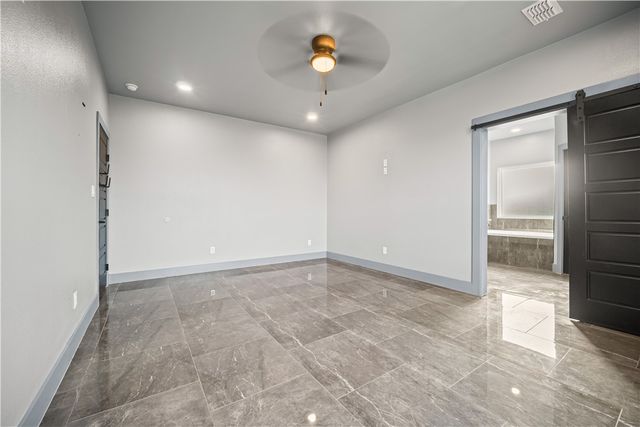 6718 Effat Dr, Corpus Christi, TX 78414