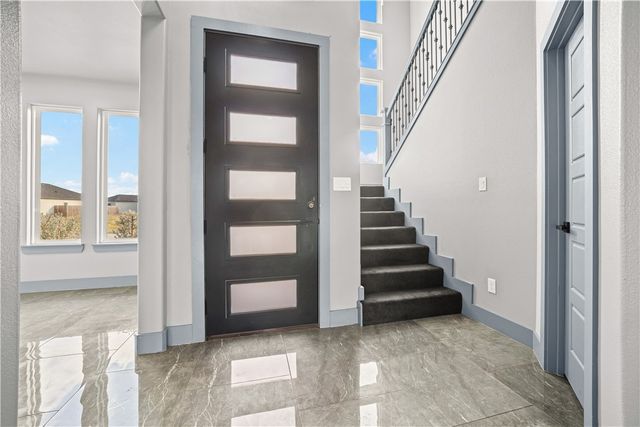 6718 Effat Dr, Corpus Christi, TX 78414