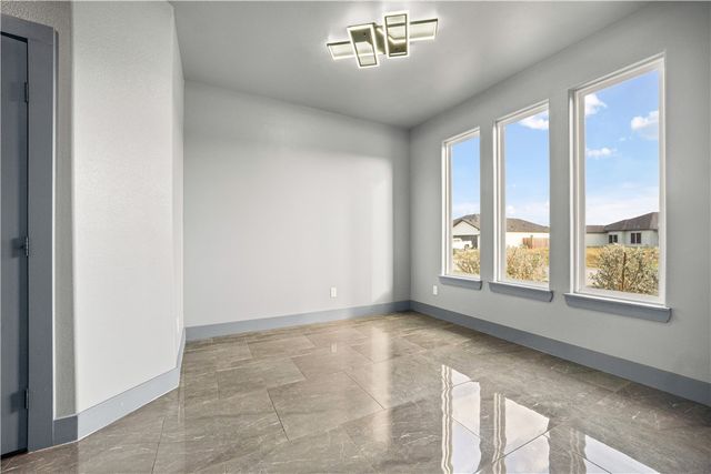 6718 Effat Dr, Corpus Christi, TX 78414