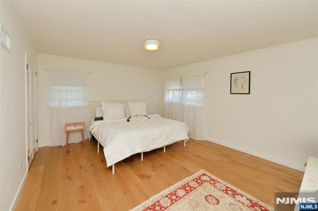 22-20 Radburn Road, Fair Lawn, NJ 07410