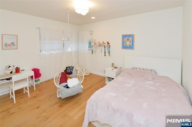 22-20 Radburn Road, Fair Lawn, NJ 07410
