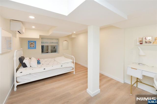 22-20 Radburn Road, Fair Lawn, NJ 07410