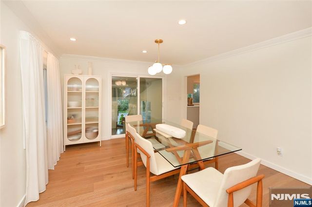 22-20 Radburn Road, Fair Lawn, NJ 07410