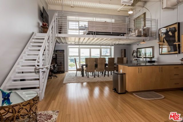 1130 S FLOWER Street 416, Los Angeles, CA 90015