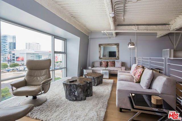 1130 S FLOWER Street 416, Los Angeles, CA 90015
