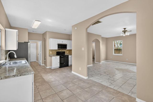 3215 Sapphire Star Drive, Houston, TX 77082