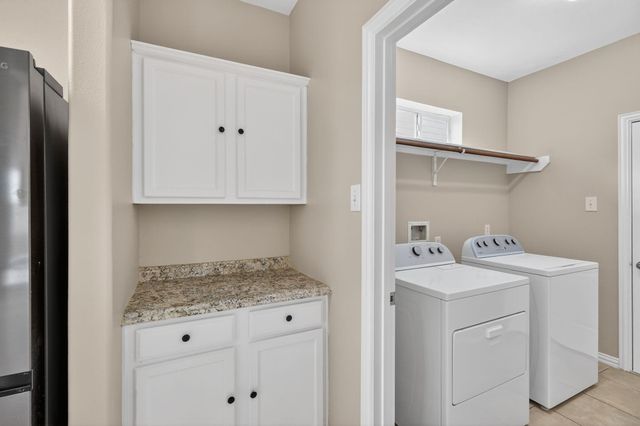 3215 Sapphire Star Drive, Houston, TX 77082