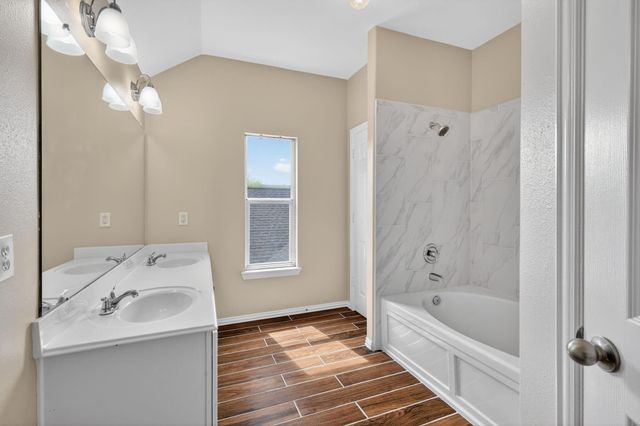 3215 Sapphire Star Drive, Houston, TX 77082