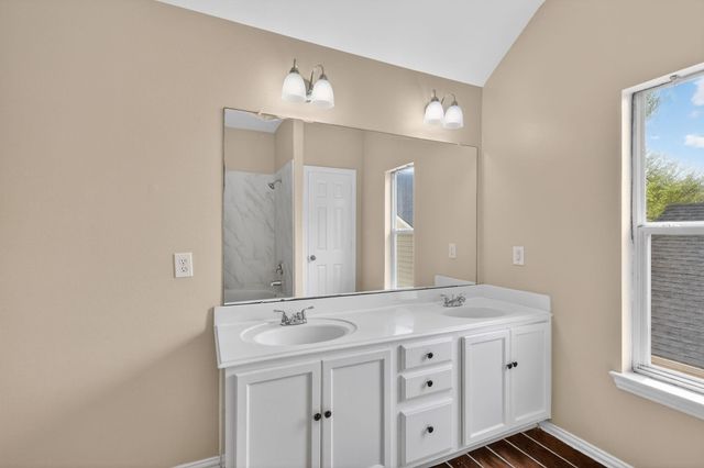 3215 Sapphire Star Drive, Houston, TX 77082