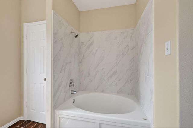 3215 Sapphire Star Drive, Houston, TX 77082