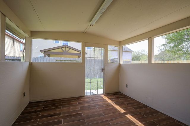 3215 Sapphire Star Drive, Houston, TX 77082